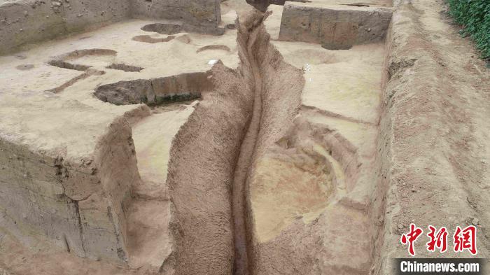 图为北辛文化小型环壕。受访者供图 图为北辛文化小型环壕。受访者供图