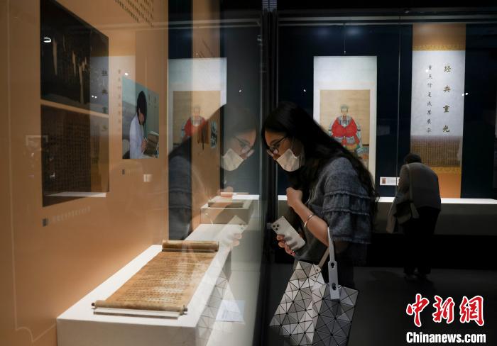 点击进入下一页