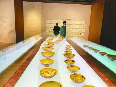 “黑石号”沉船出水文物首次重归故里