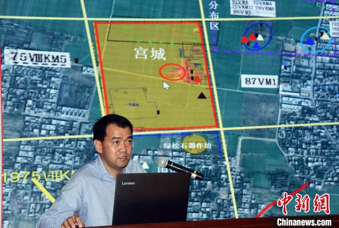 赵海涛副研究员做主题发言。　孙自法 摄