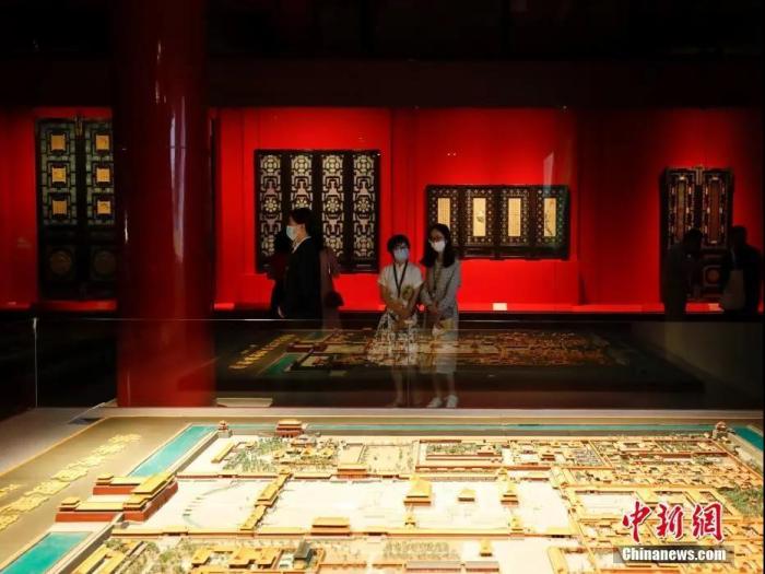 点击进入下一页