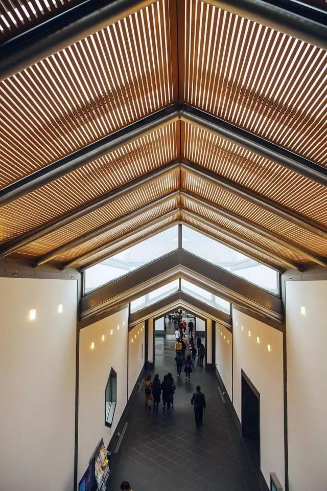 贝聿铭设计的苏州博物馆内景