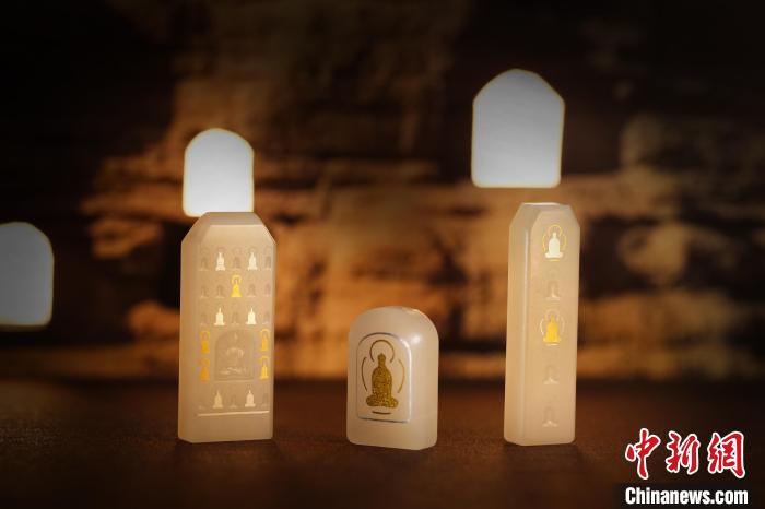 敦煌研究院推出首批文创珠宝产品 玉顺行供图 敦煌研究院推出首批文创珠宝产品 玉顺行供图