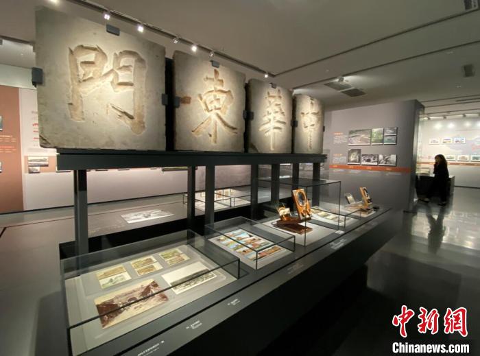 南京城墙博物馆在闭馆“修炼”三个半月后，恢复开放、“出关”迎接观众。　申冉 摄