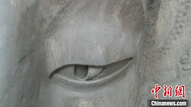 图为普贤菩萨左眼现状。　龙门石窟研究院供图